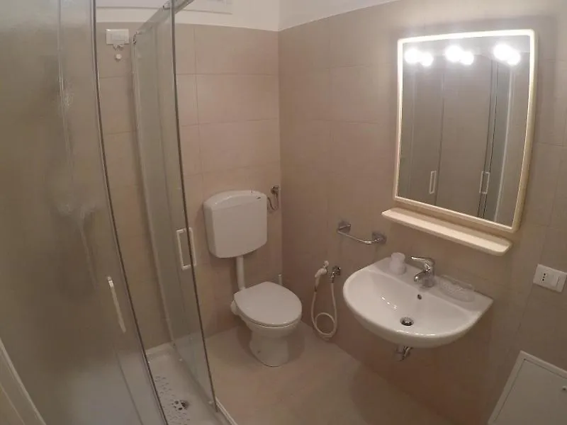 Apartment Adriatico - Big 2 Bedrooms, 2 Bathrooms Apartment- Agenzia Cocal Caorle